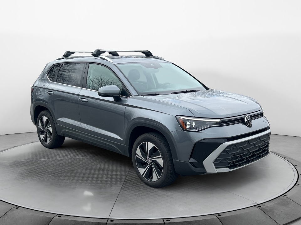 2025 Volkswagen Taos SE