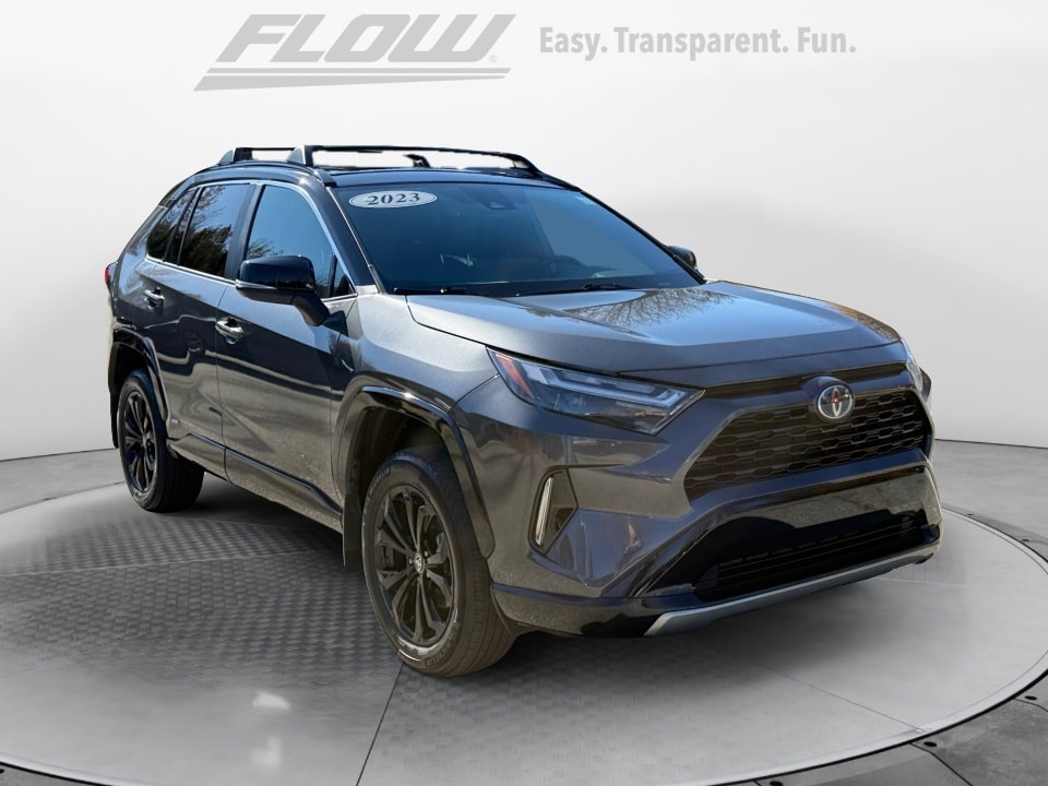 2023 Toyota RAV4 XSE's photo