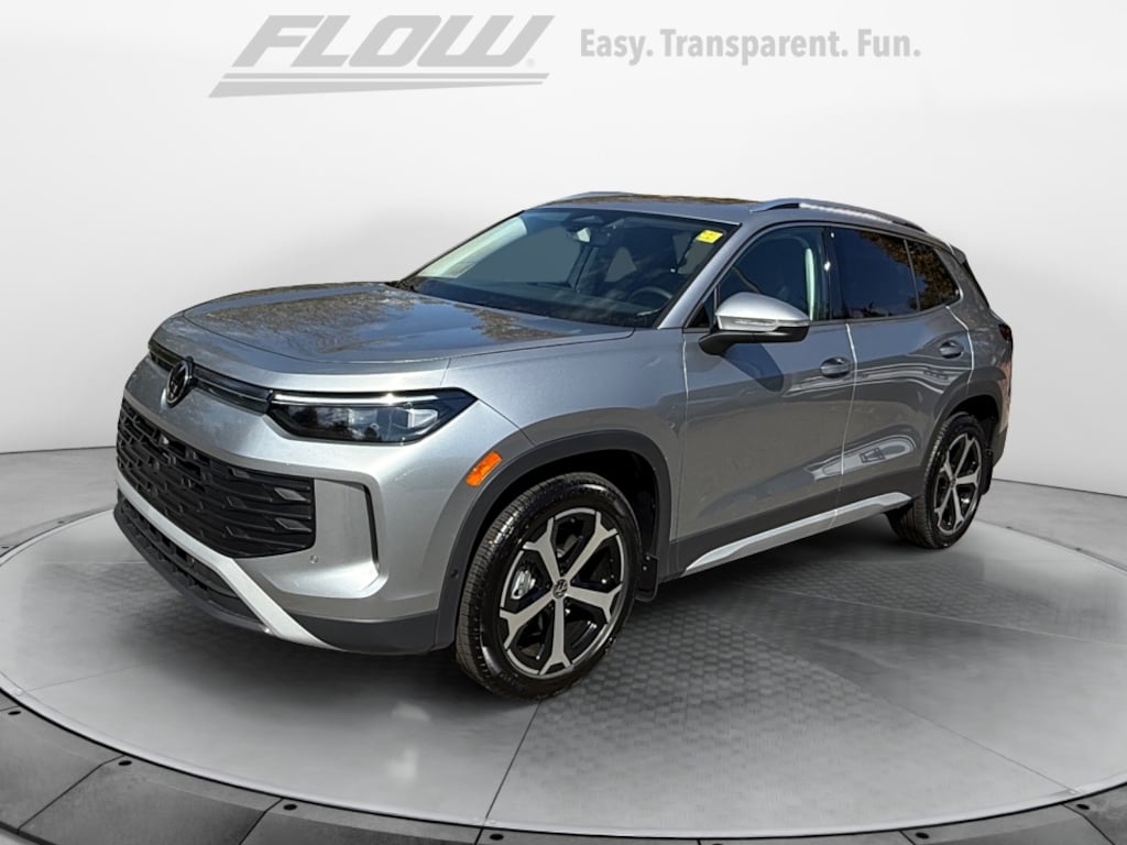 New 2025 Volkswagen Tiguan 2.0T SE SUV