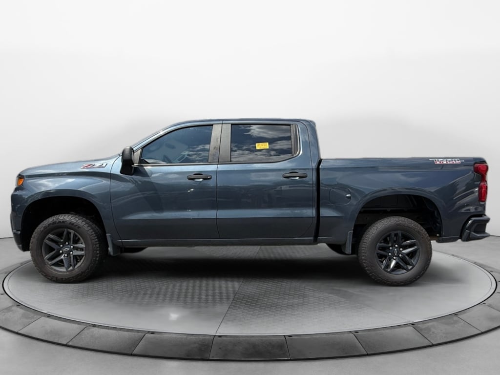 Used 2020 Chevrolet Silverado 1500 4WD Crew Cab Short Bed Custom Trail Boss Truck