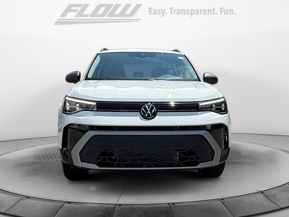 2025 Volkswagen Taos S photo 2