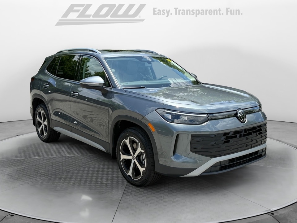 2026 Volkswagen Tiguan 2.0T SE 4Motion's photo