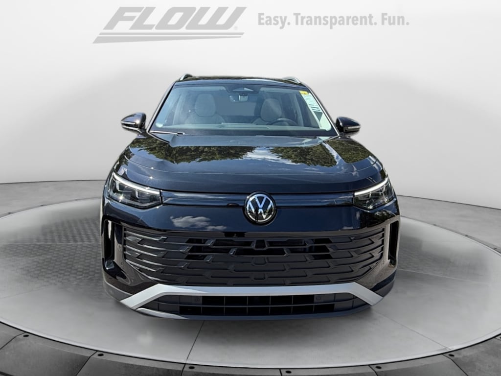 New 2026 Volkswagen Tiguan SE SUV
