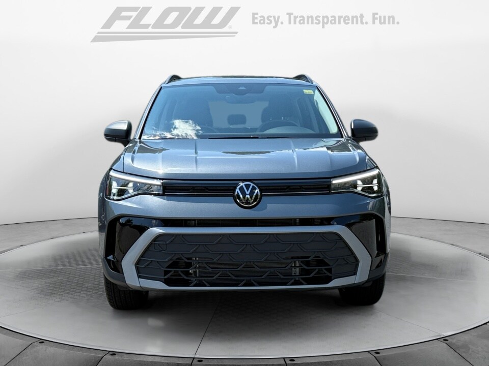 2025 Volkswagen Taos S photo 2