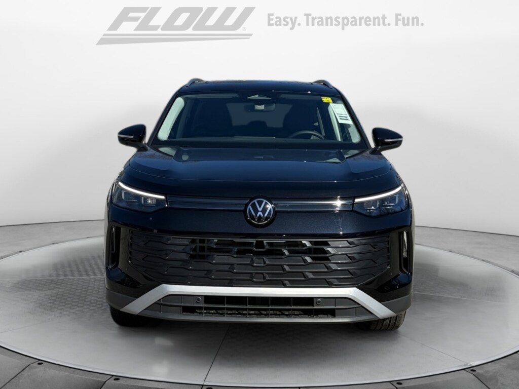 New 2026 Volkswagen Tiguan 2.0T SE SUV