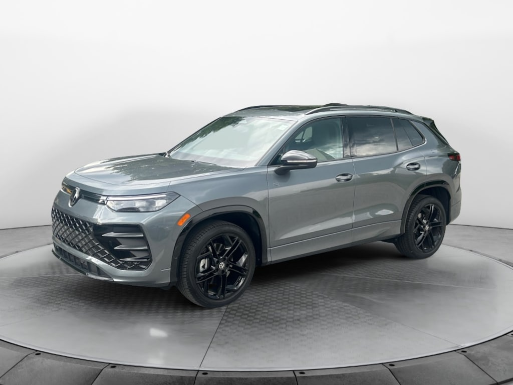 Certified 2025 Volkswagen Tiguan SE R-Line Black SUV