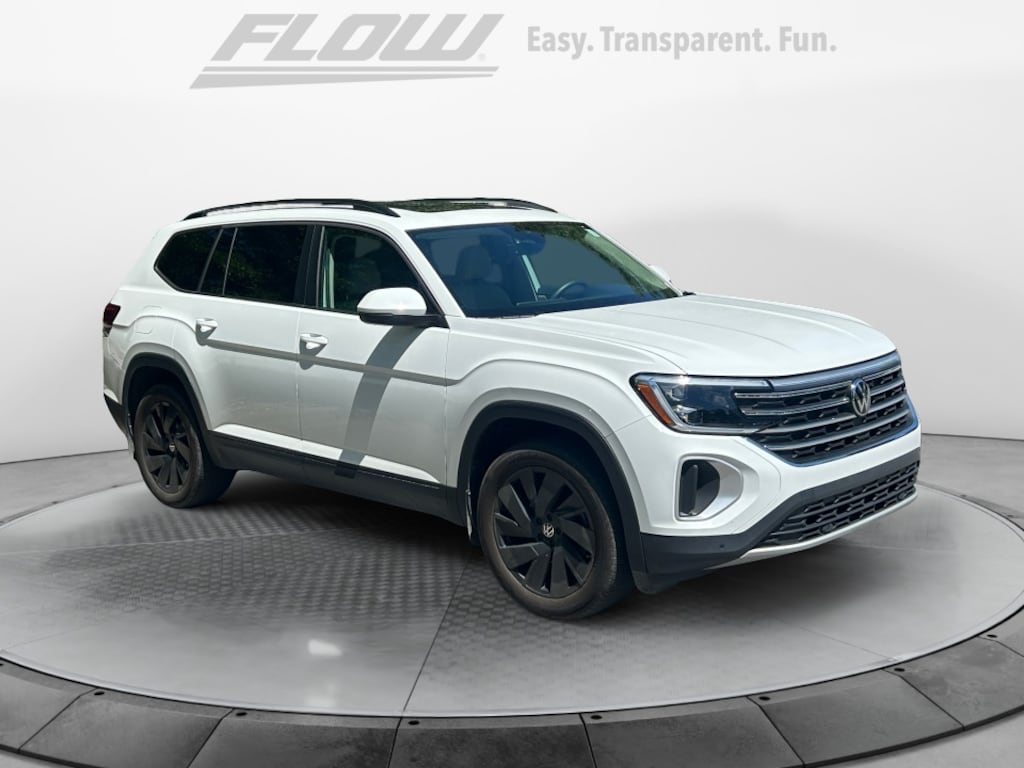 Used 2025 Volkswagen Atlas 2.0T SE w/Technology SUV
