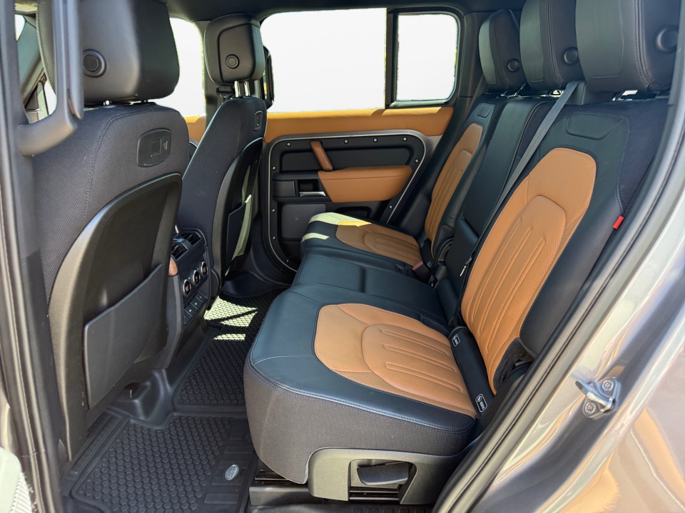2020 Land Rover Defender X - Photo 16