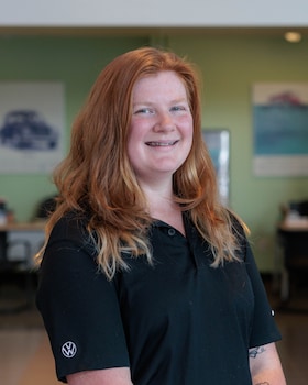 Staff member Tiffany Edwards from e5c535512e38