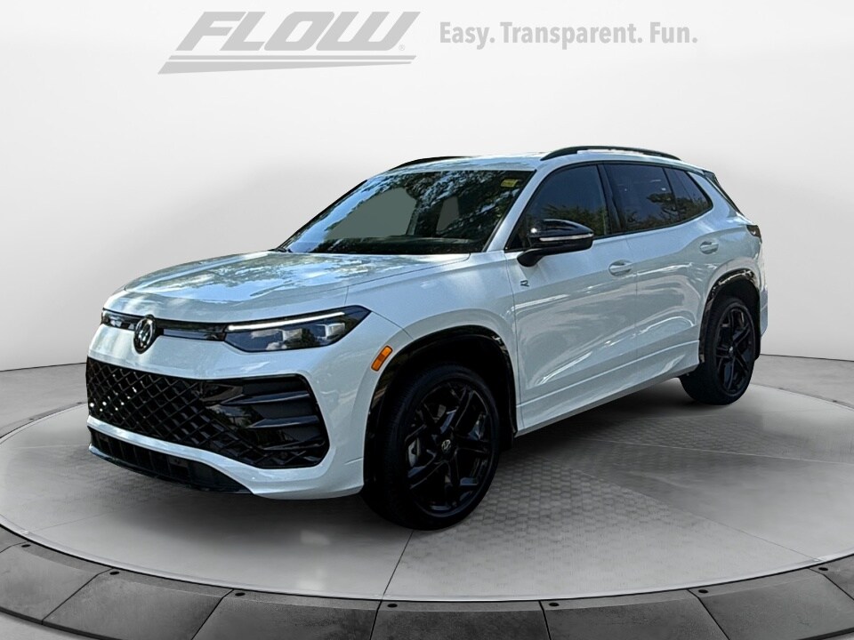 2025 Volkswagen Tiguan SE R-Line Black photo 3