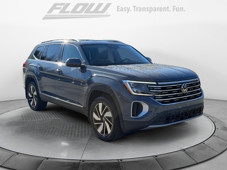 2026 Volkswagen Atlas SEL's photo