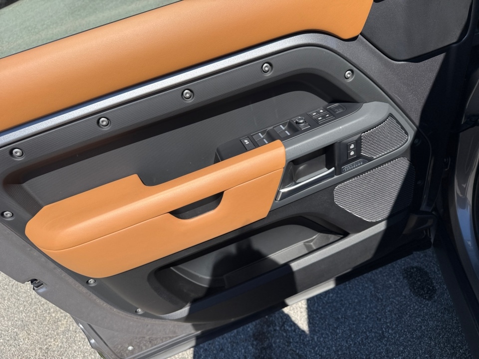 2020 Land Rover Defender X - Photo 36