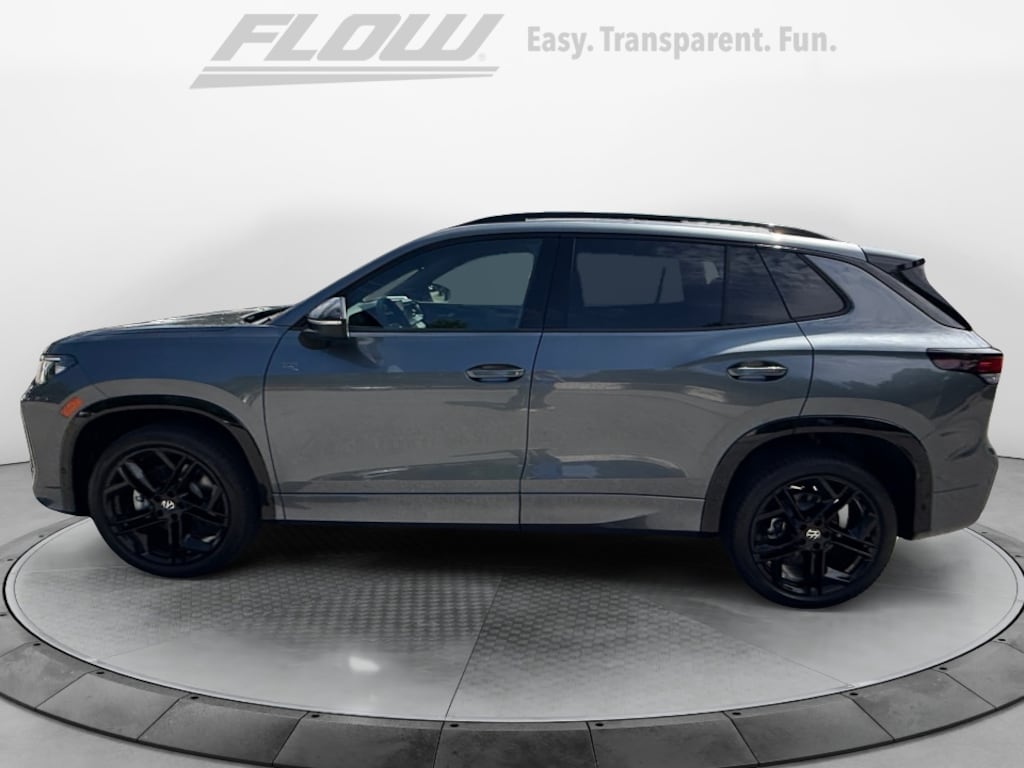New 2026 Volkswagen Tiguan SE R-Line Black SUV