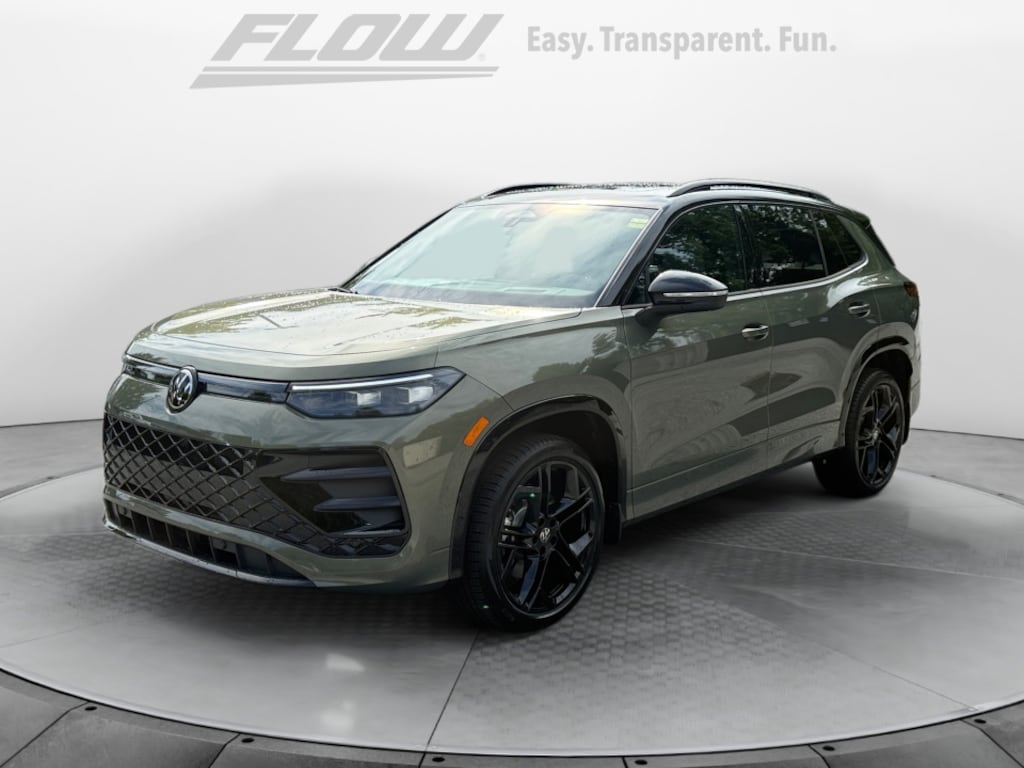 New 2026 Volkswagen Tiguan SE R-Line Black SUV