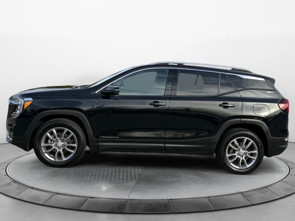 Used 2022 GMC Terrain AWD SLT SUV