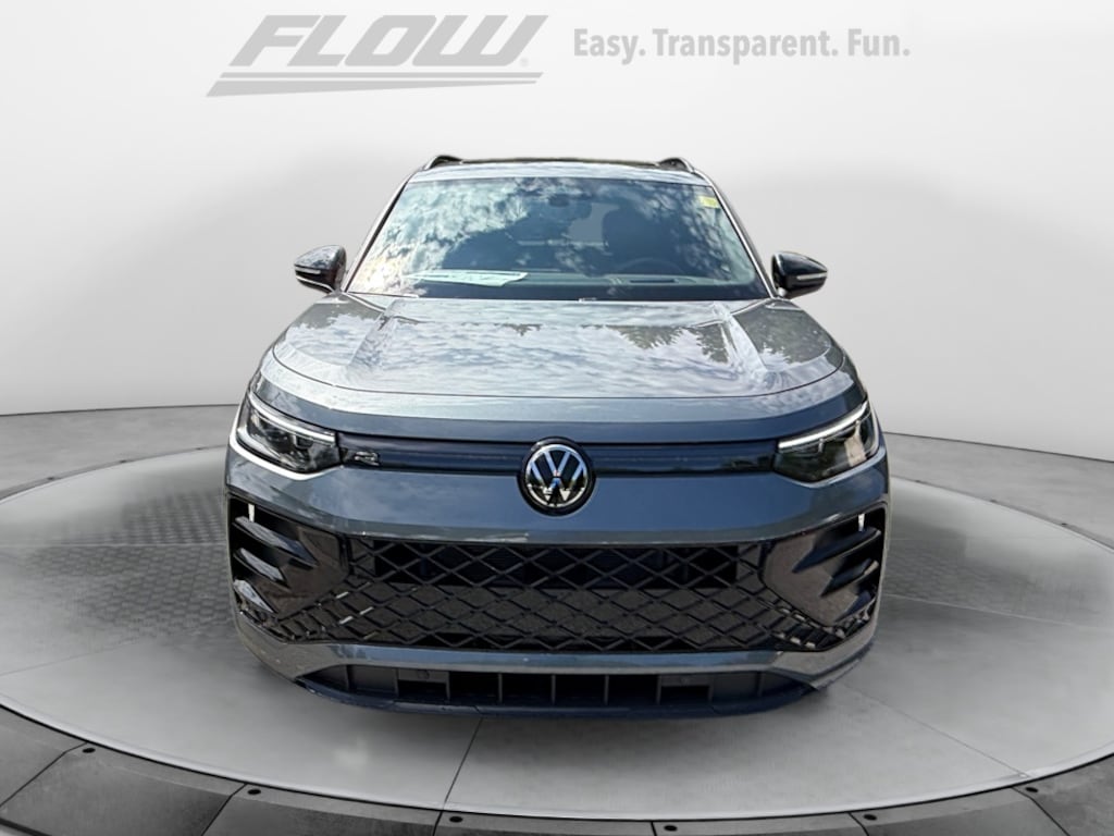 New 2026 Volkswagen Tiguan SE R-Line Black SUV