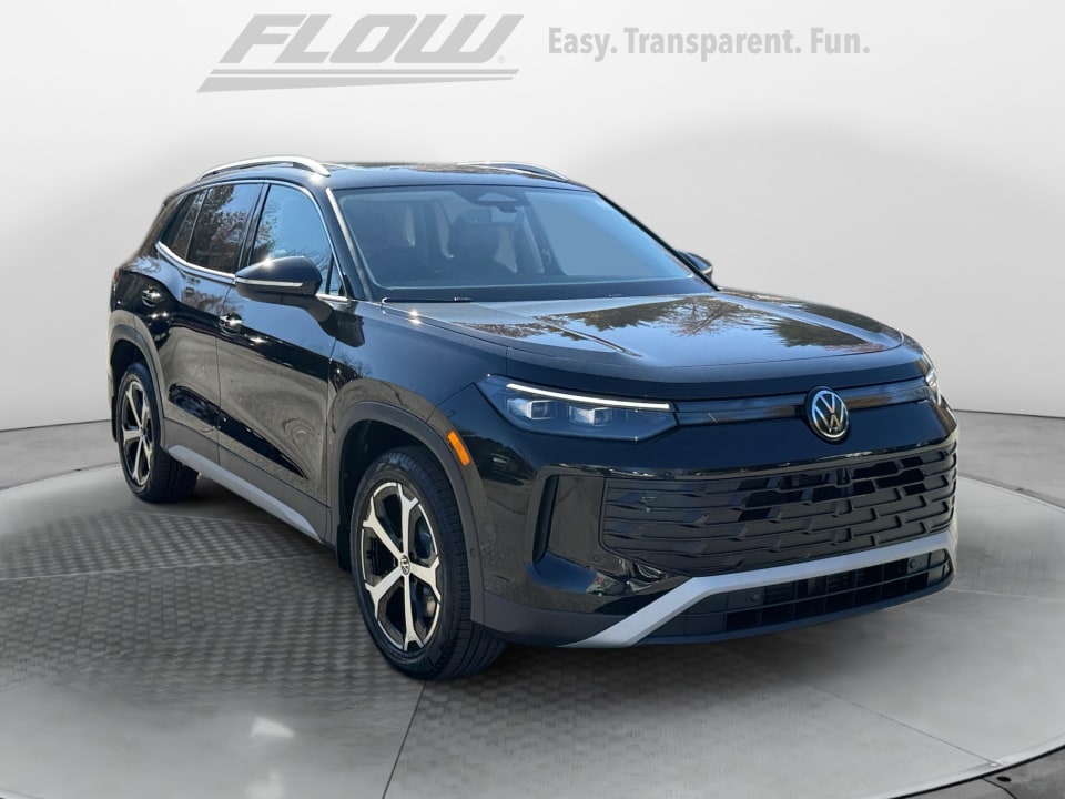 2026 Volkswagen Tiguan SE's photo