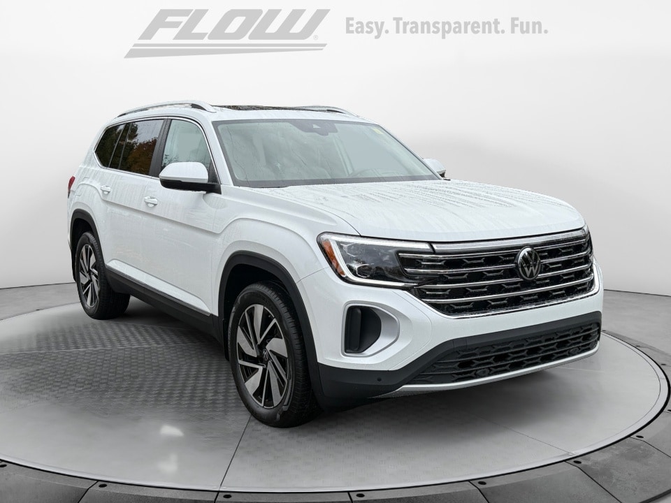 2026 Volkswagen Atlas SEL's photo