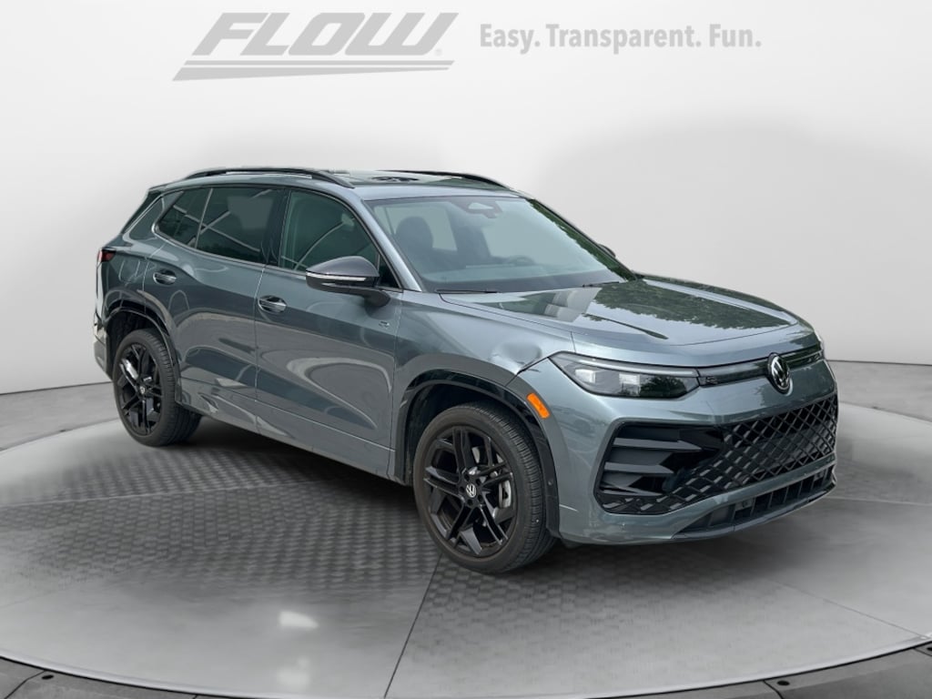 Certified 2025 Volkswagen Tiguan SE R-Line Black SUV