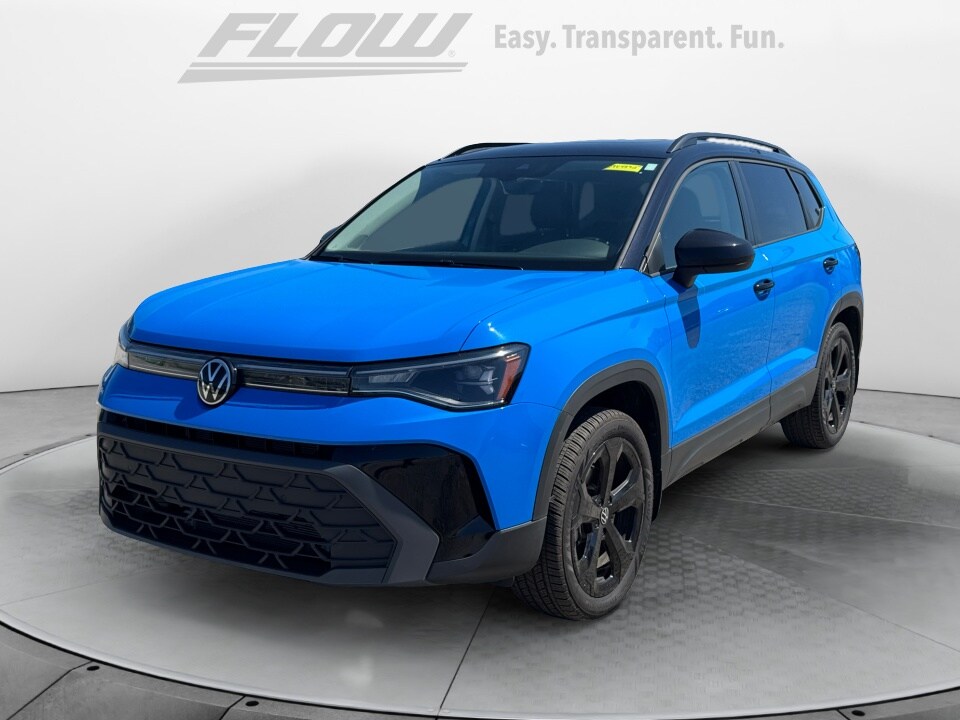 2025 Volkswagen Taos SE photo 3