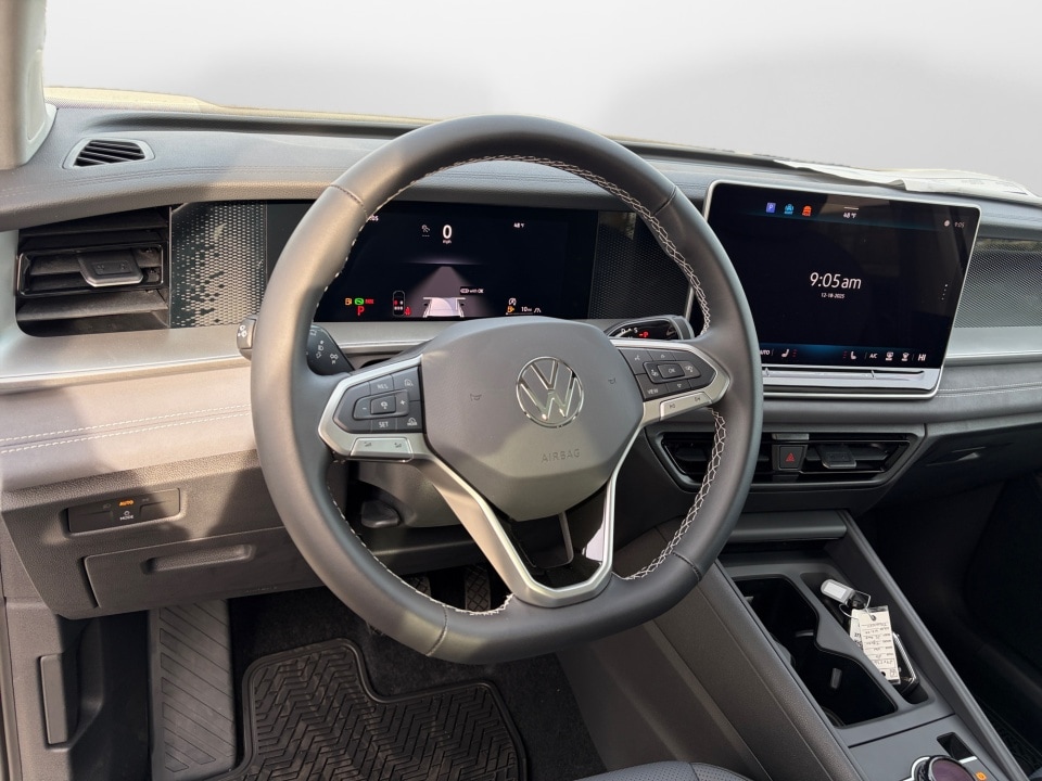 2026 Volkswagen Tiguan SE - Photo 10