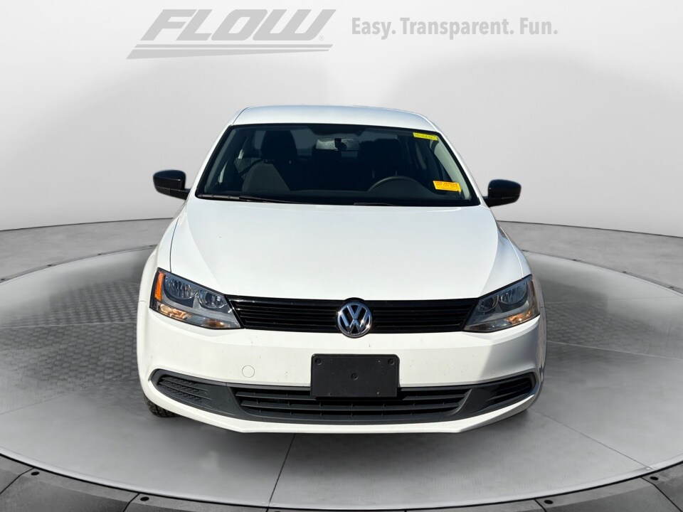 2014 Volkswagen Jetta 2.0 TDI Value Edition photo 2