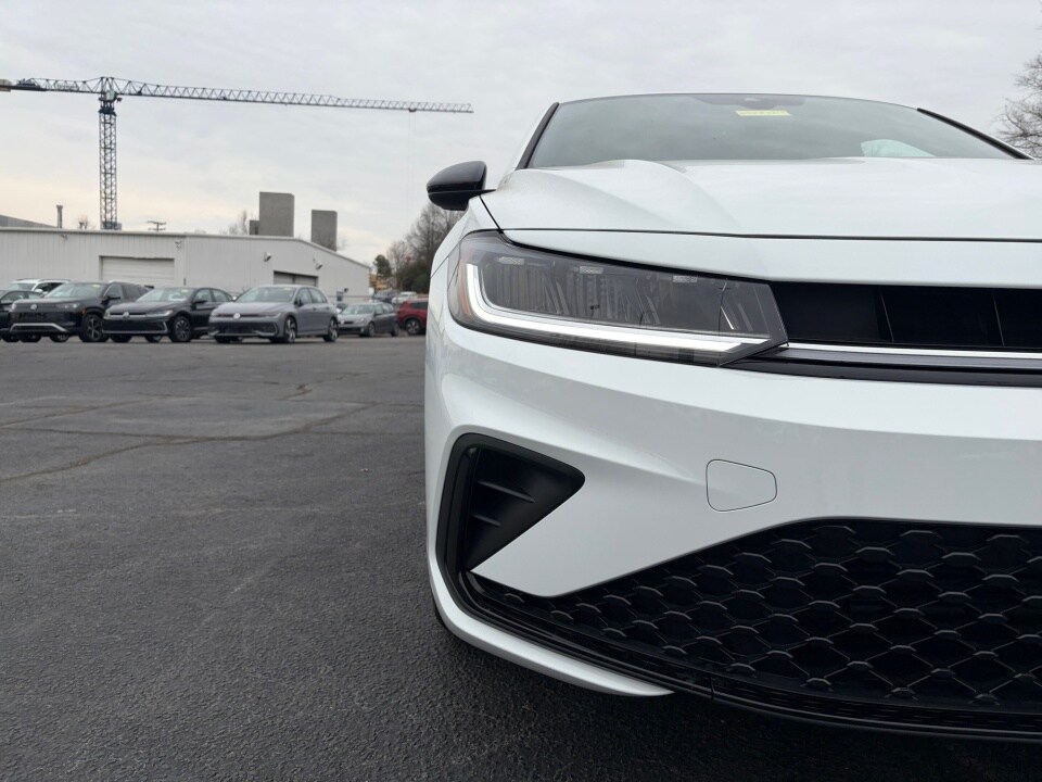2026 Volkswagen Jetta Sport - Photo 27