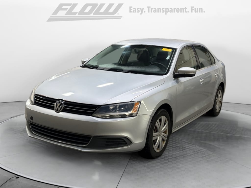 Used 2013 Volkswagen Jetta 2.5L SE Sedan