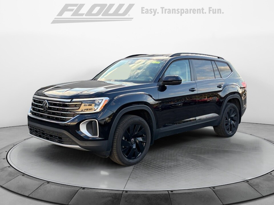 2025 Volkswagen Atlas SE Technology photo 3