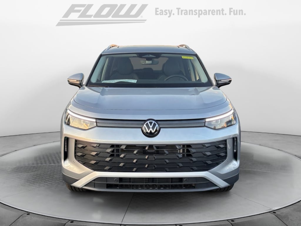 New 2025 Volkswagen Tiguan 2.0T SE SUV