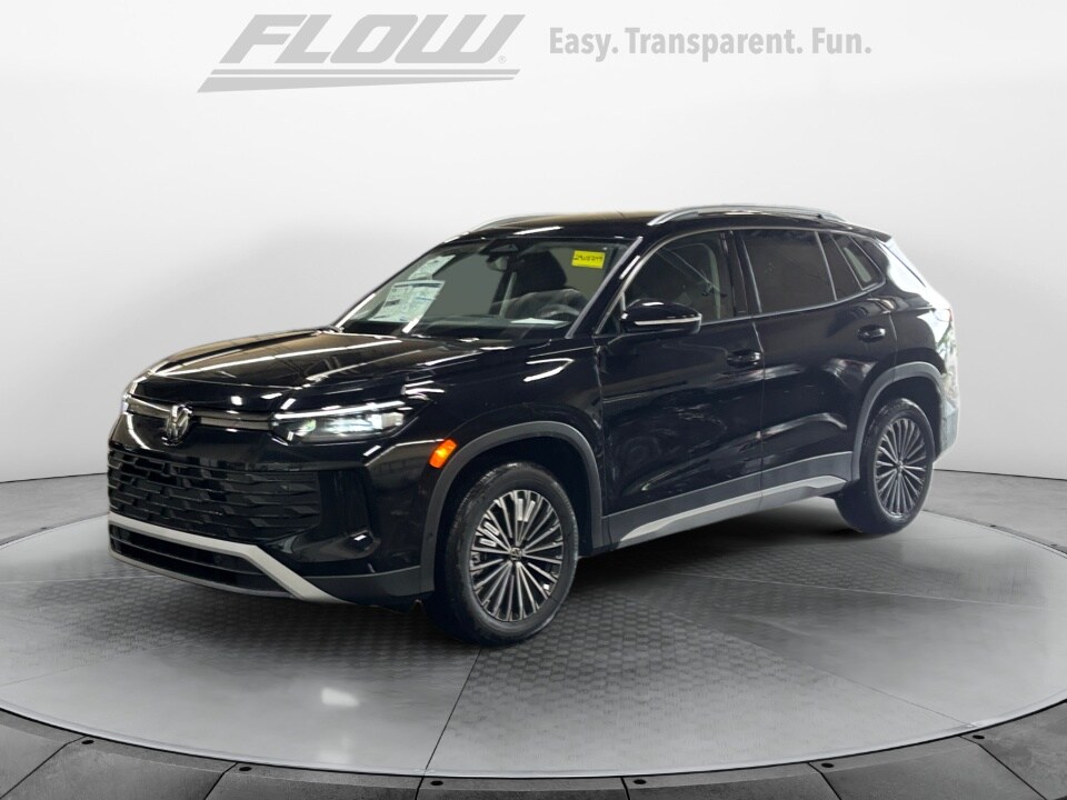 2025 Volkswagen Tiguan S photo 3