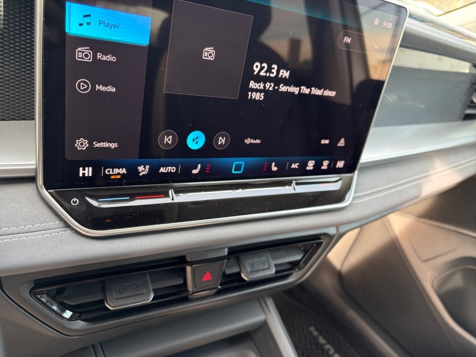 2026 Volkswagen Tiguan SE - Photo 18