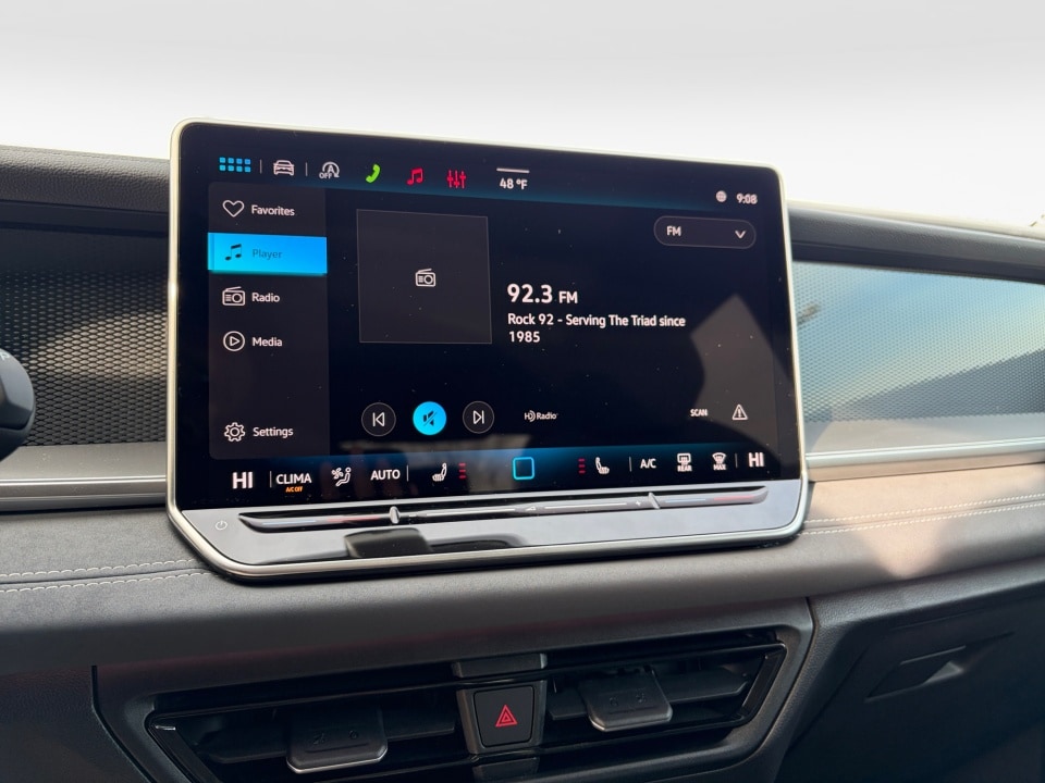 2026 Volkswagen Tiguan SE - Photo 17