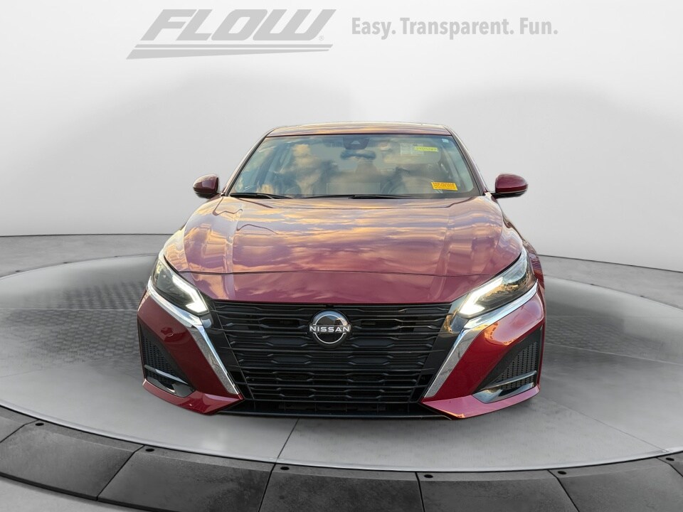 2023 Nissan Altima SL photo 2