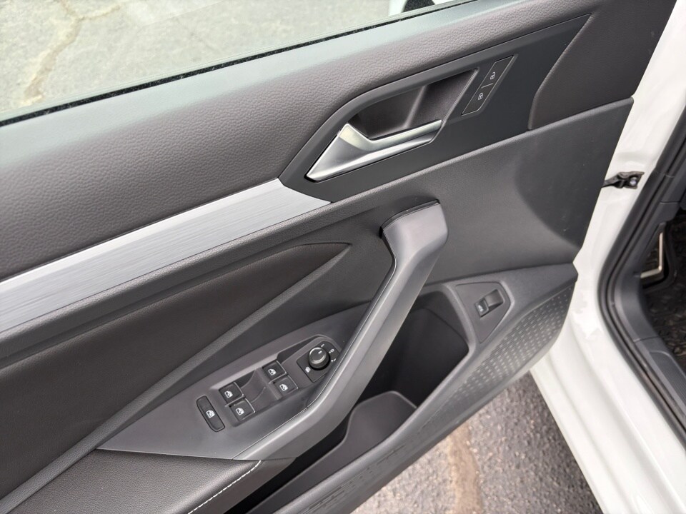 2026 Volkswagen Jetta Sport - Photo 35