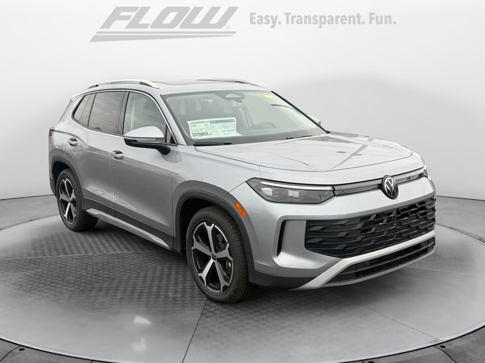 2026 Volkswagen Tiguan SE's photo