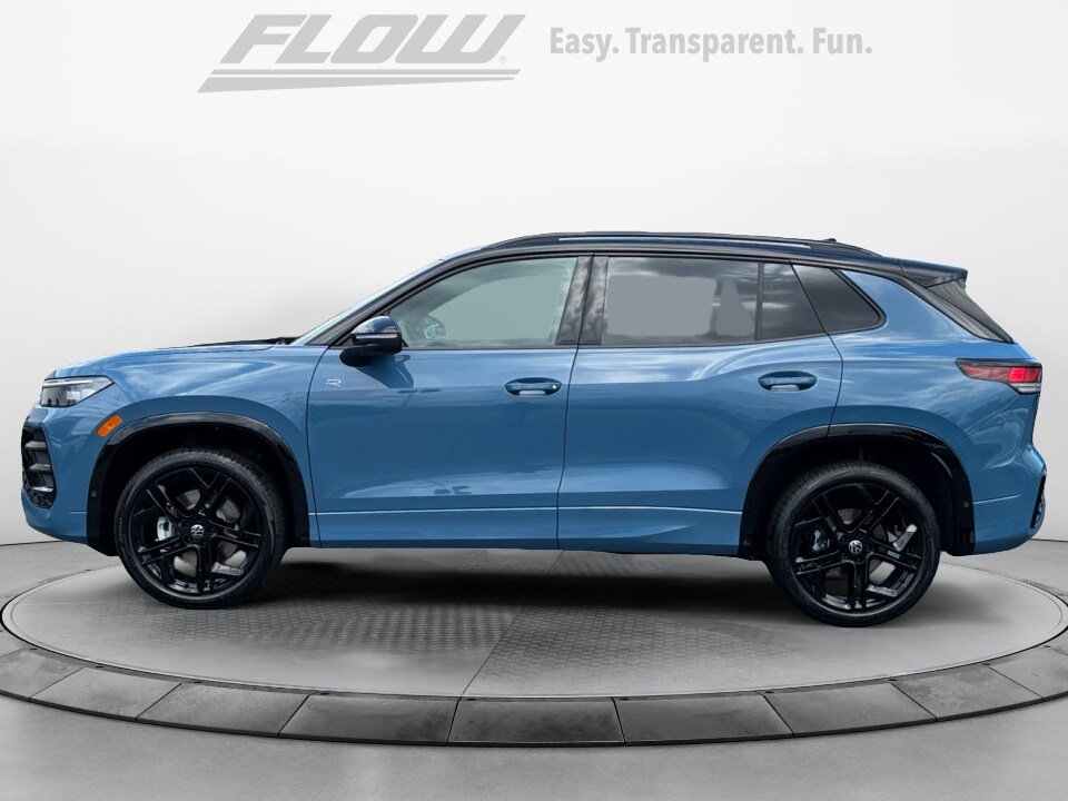 2025 Volkswagen Tiguan SE R-Line Black photo 4