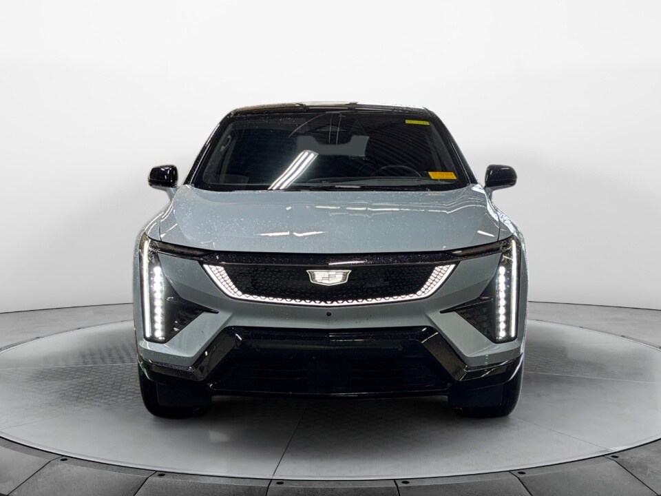 2025 Cadillac Optiq Sport photo 2