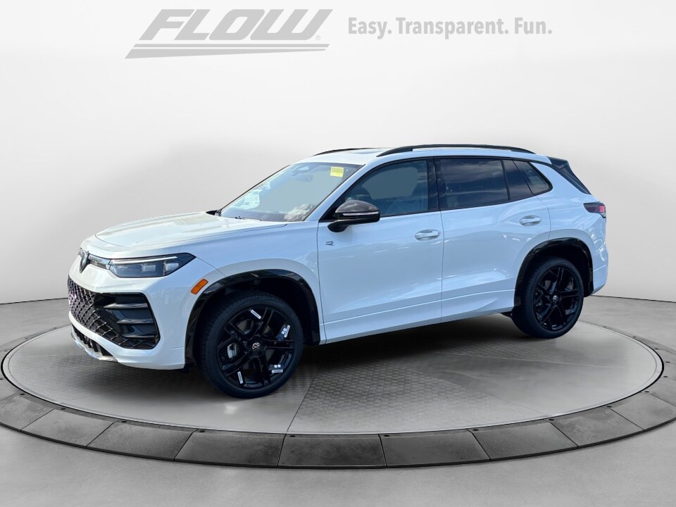 2025 Volkswagen Tiguan SE R-Line Black photo 3