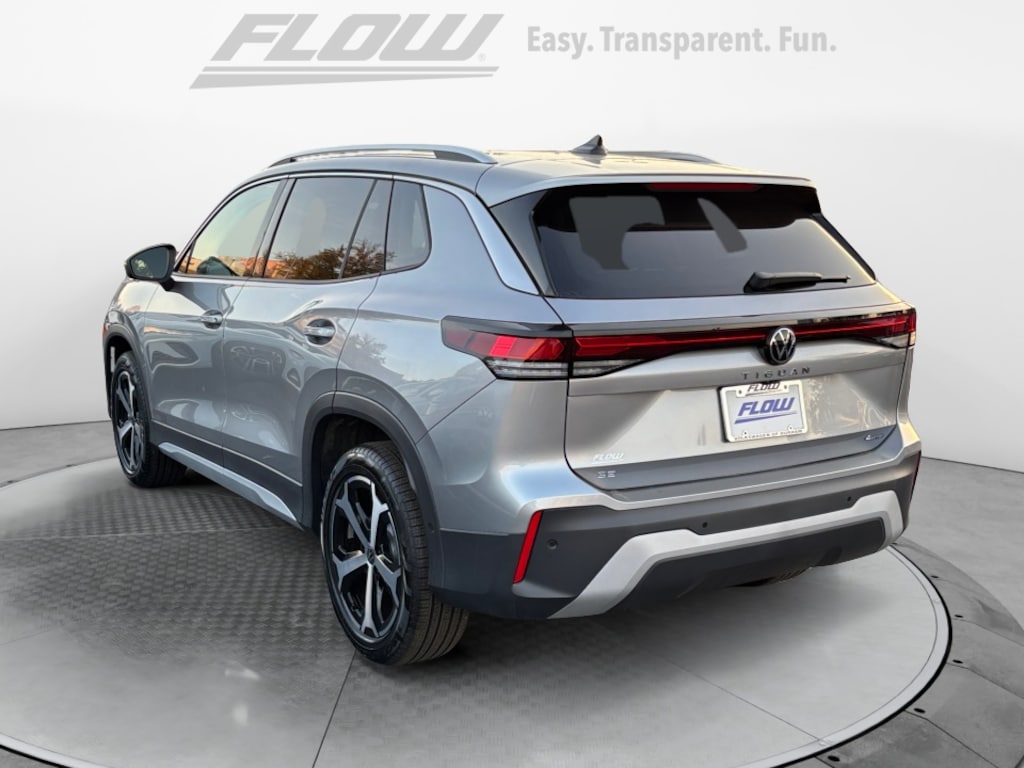 New 2025 Volkswagen Tiguan 2.0T SE SUV