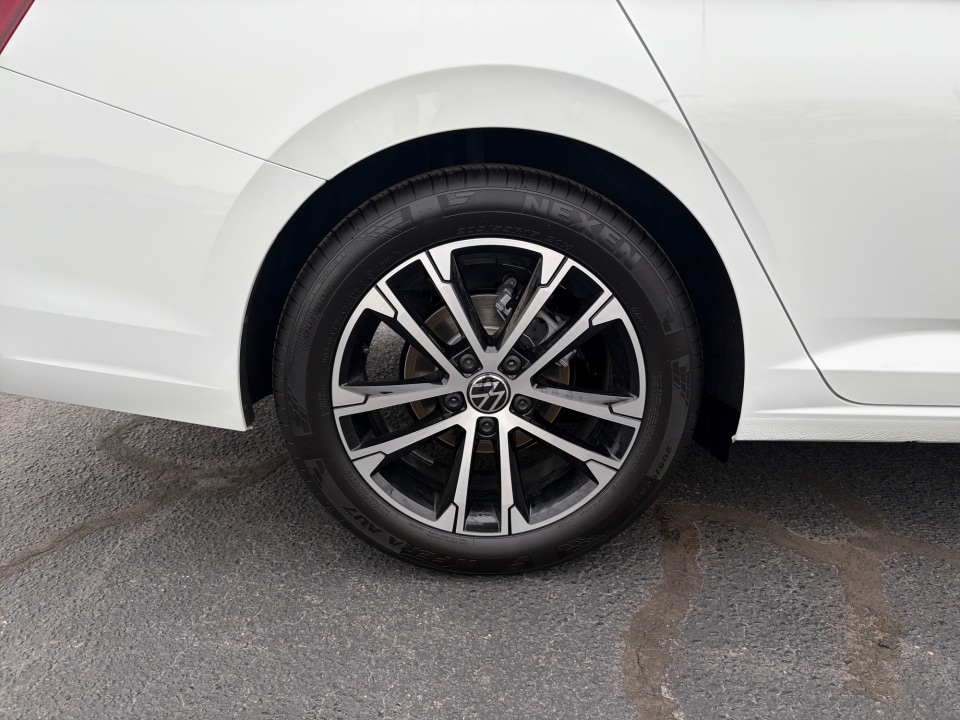 2026 Volkswagen Jetta Sport - Photo 26