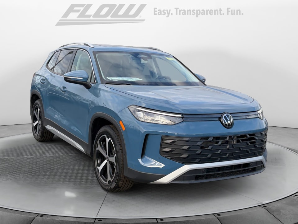 2026 Volkswagen Tiguan SE's photo