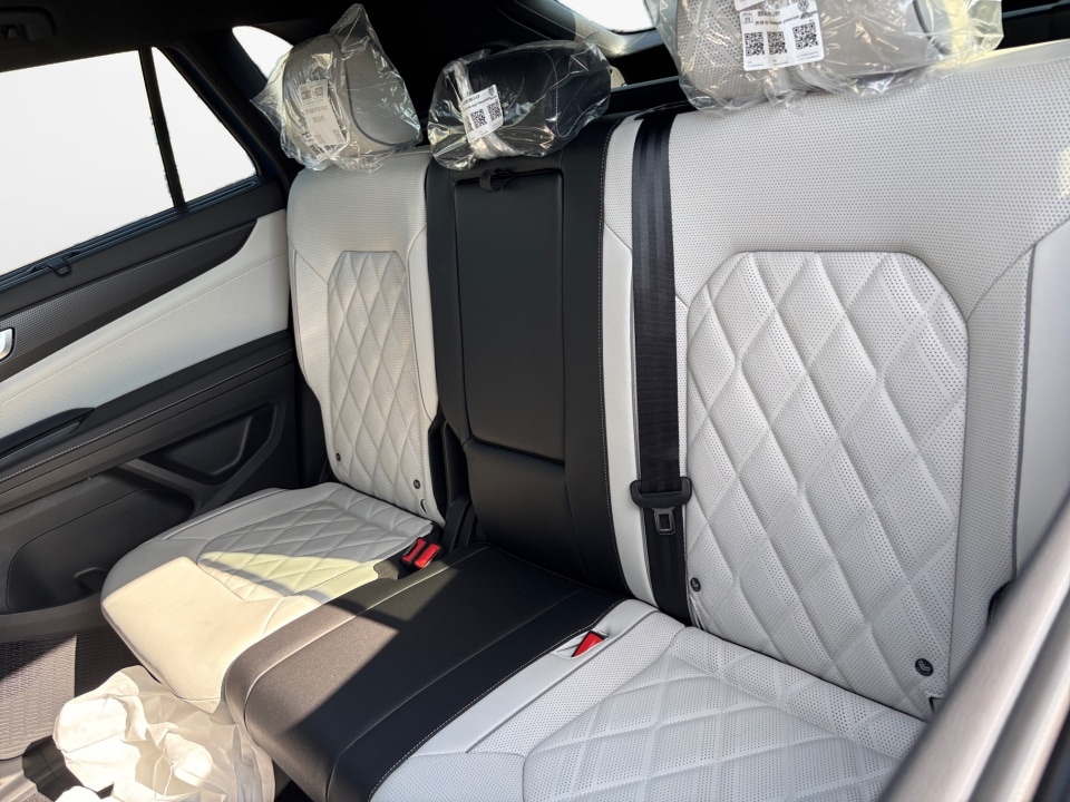 2026 Volkswagen Atlas Cross Sport SEL Premium R-LINE - Photo 12