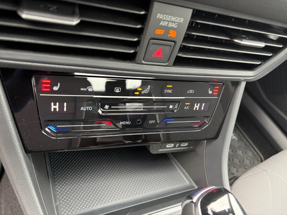 2026 Volkswagen Jetta Sport - Photo 21