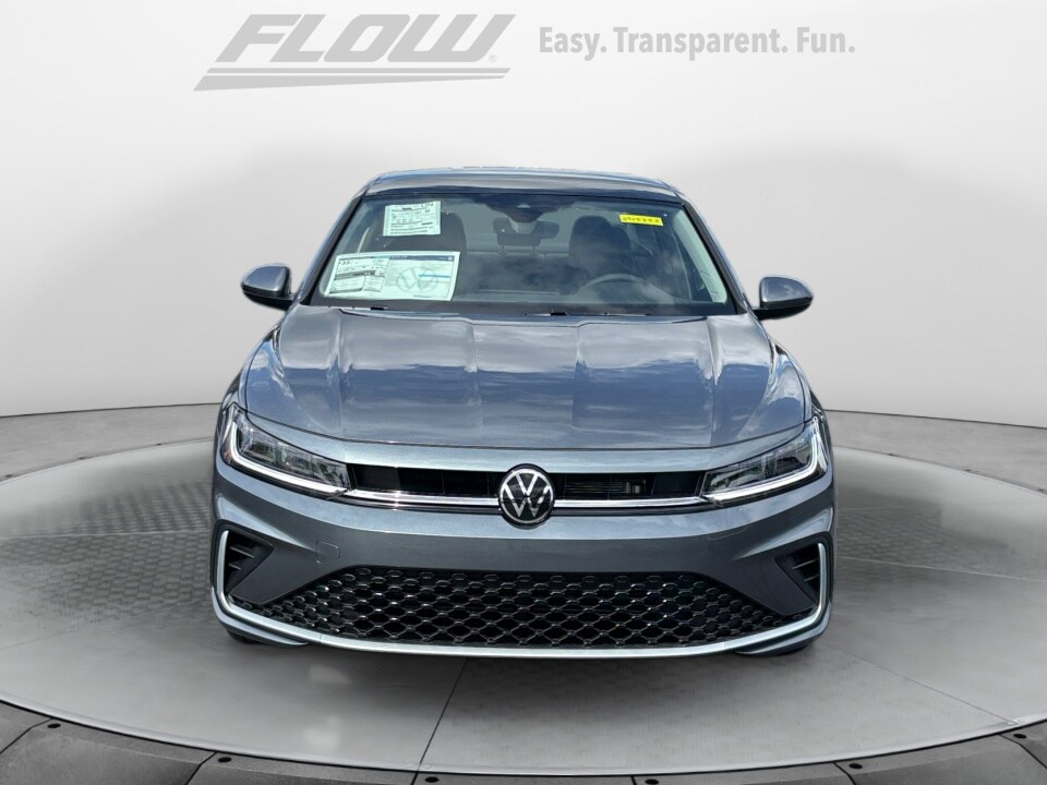 2026 Volkswagen Jetta 1.5T SE photo 2