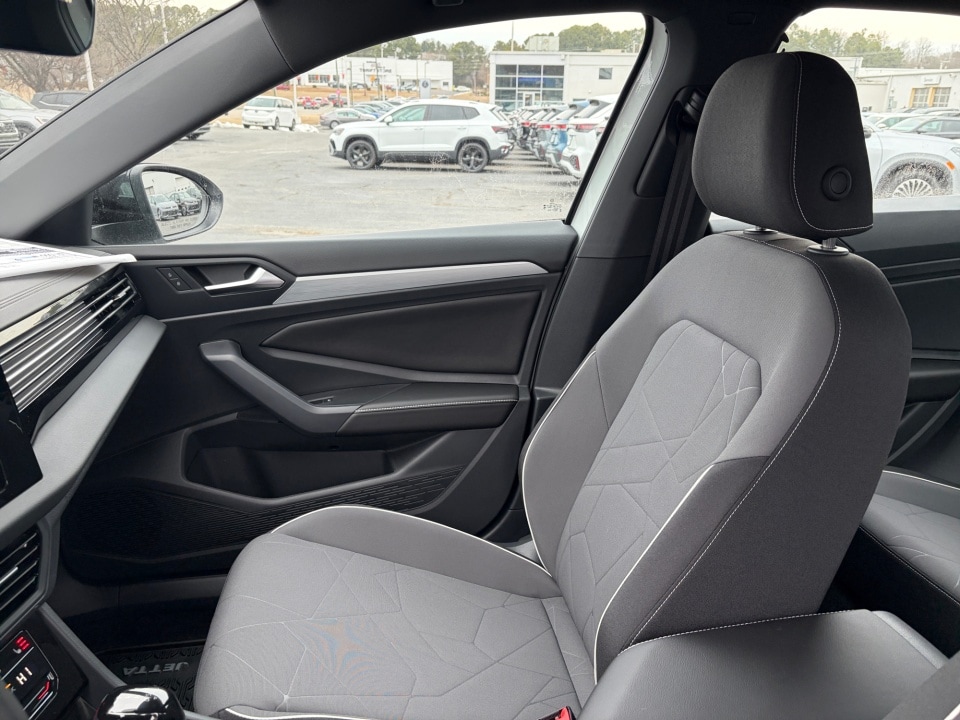 2026 Volkswagen Jetta Sport - Photo 31