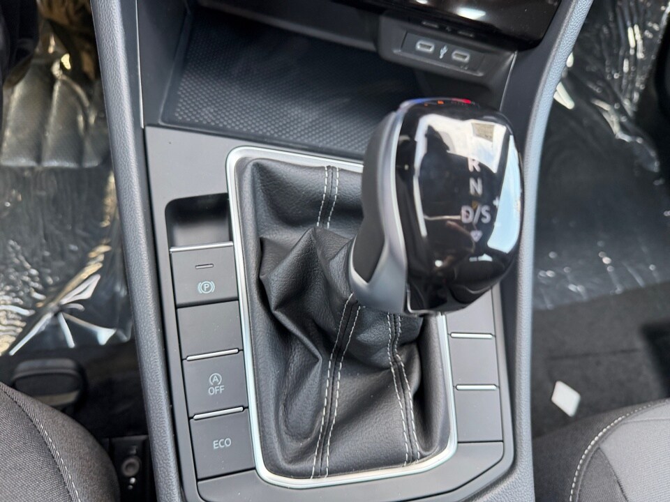 2026 Volkswagen Jetta Sport - Photo 20