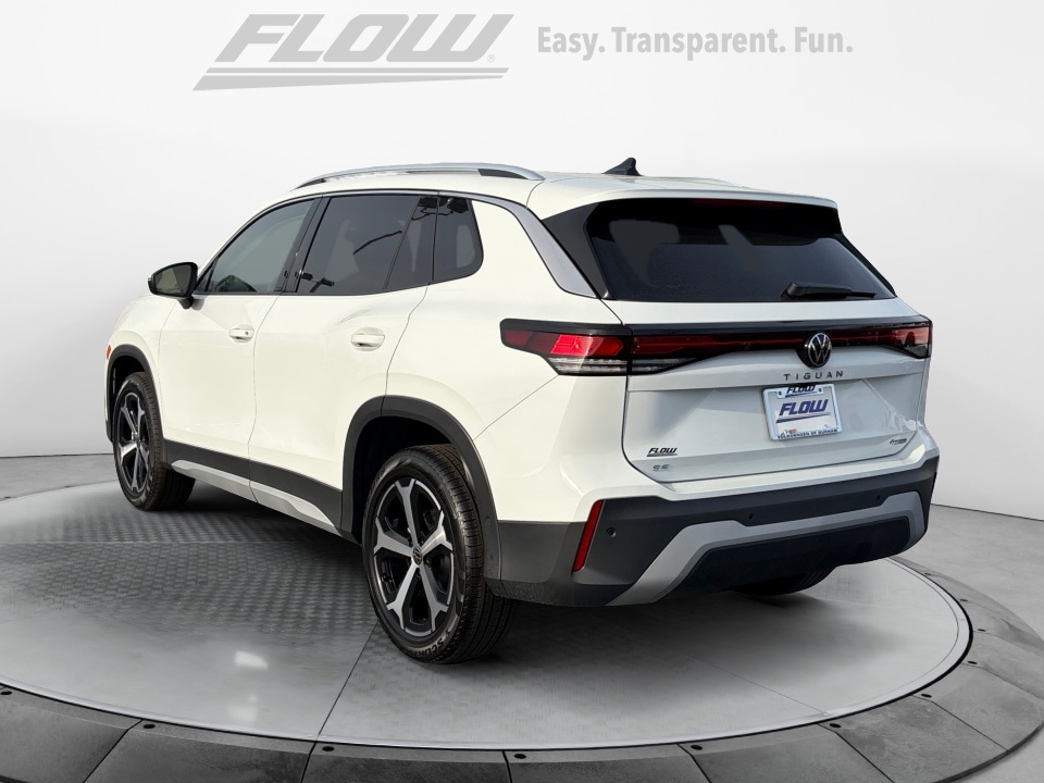 2026 Volkswagen Tiguan SE - Photo 5