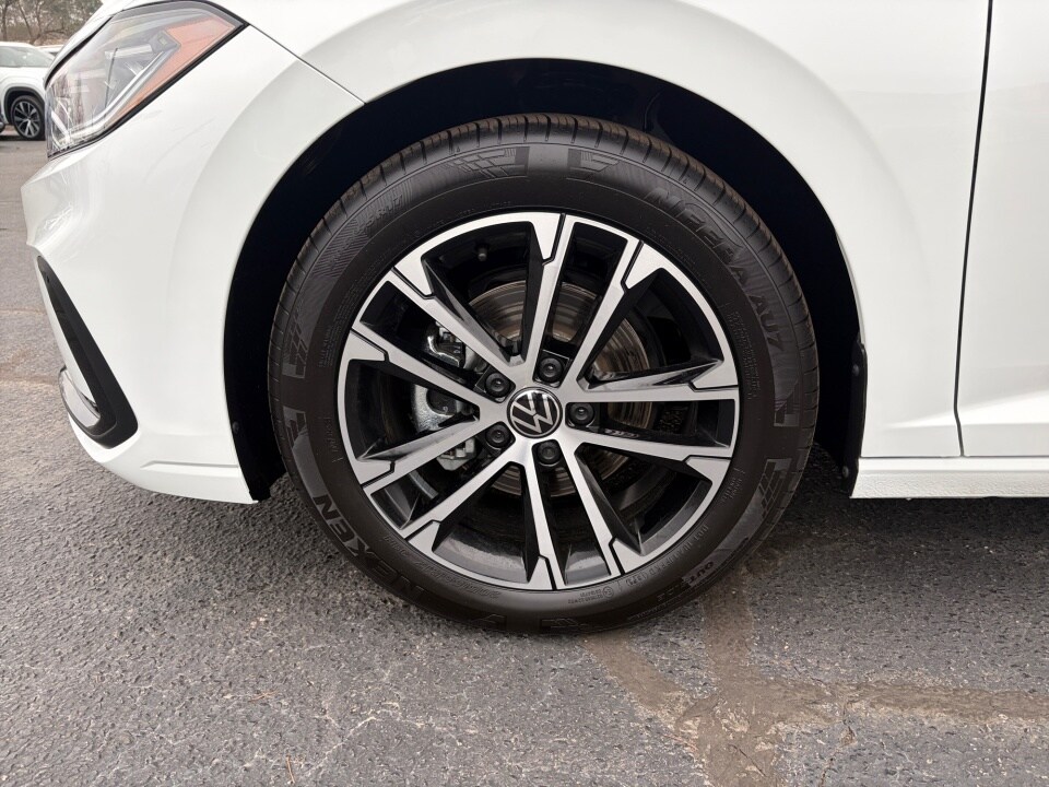 2026 Volkswagen Jetta Sport - Photo 30