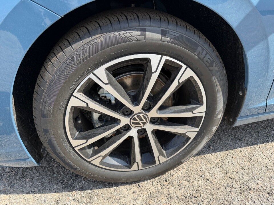 2026 Volkswagen Jetta Sport - Photo 27